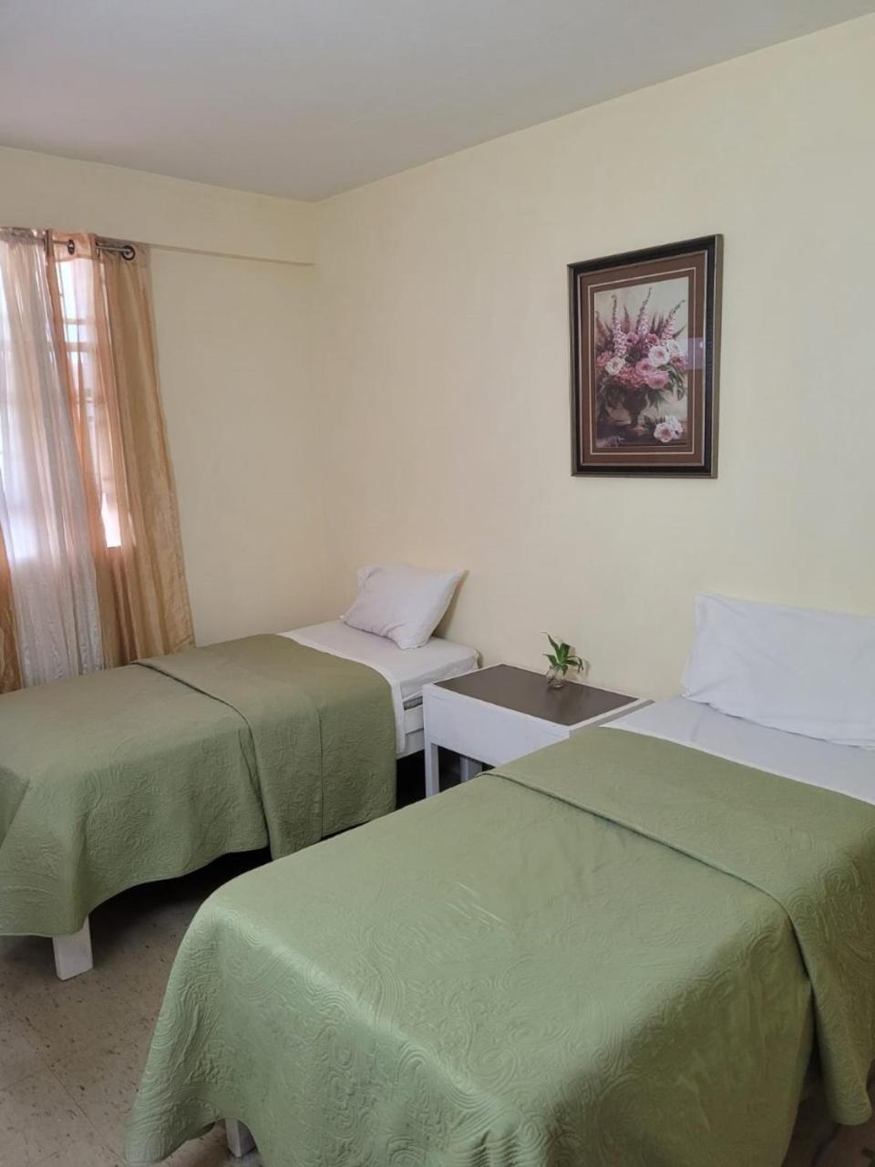 Casa Del Vega A Little Peace Of Heaven Hotel คาสทรีส ภายนอก รูปภาพ